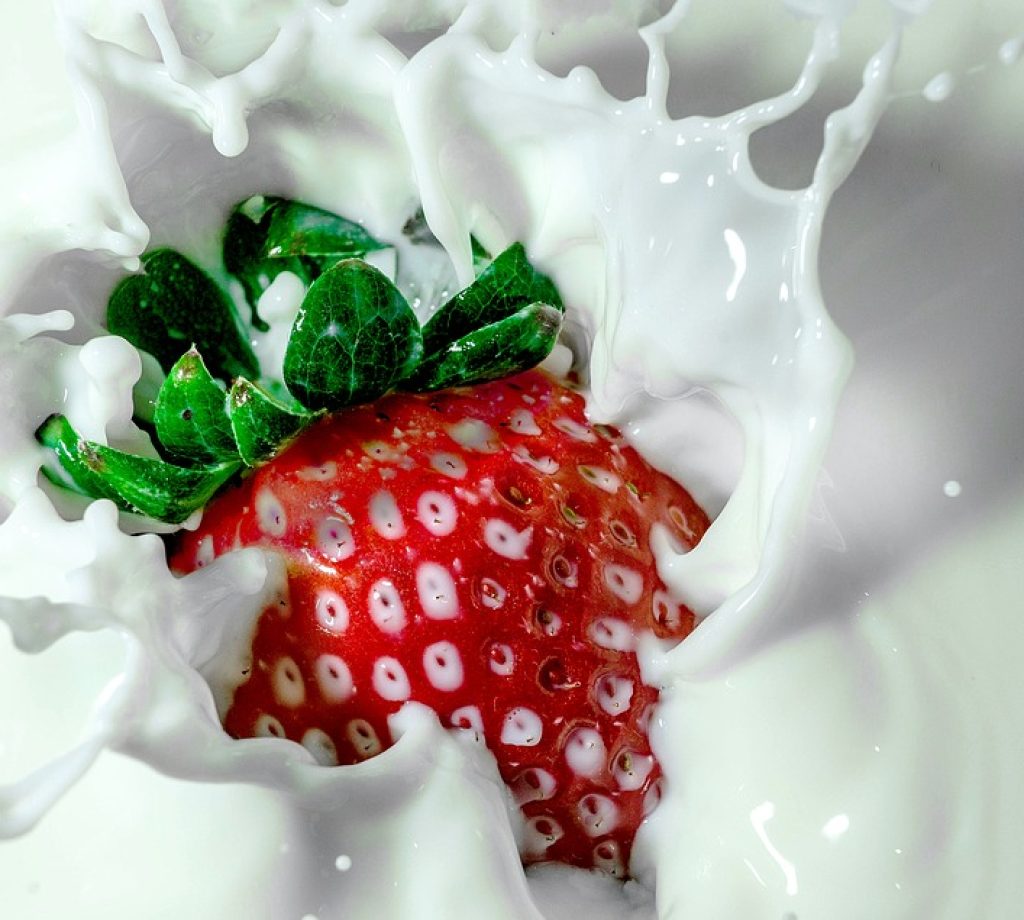 Strawberry Milk DIY E Liquid Recipe